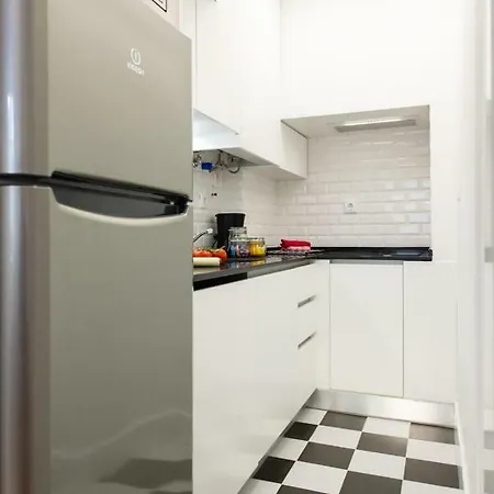 Olarias 2 Bedroom Near The Castle Апартаменты *