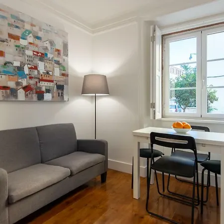 Olarias 2 Bedroom Near The Castle