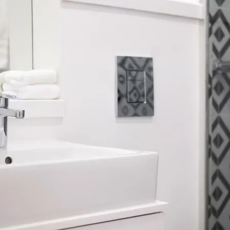 Olarias 2 Bedroom Near The Castle * Лиссабон
