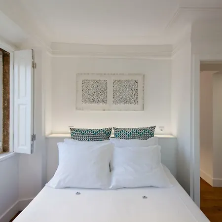 Апартаменты Olarias 2 Bedroom Near The Castle *